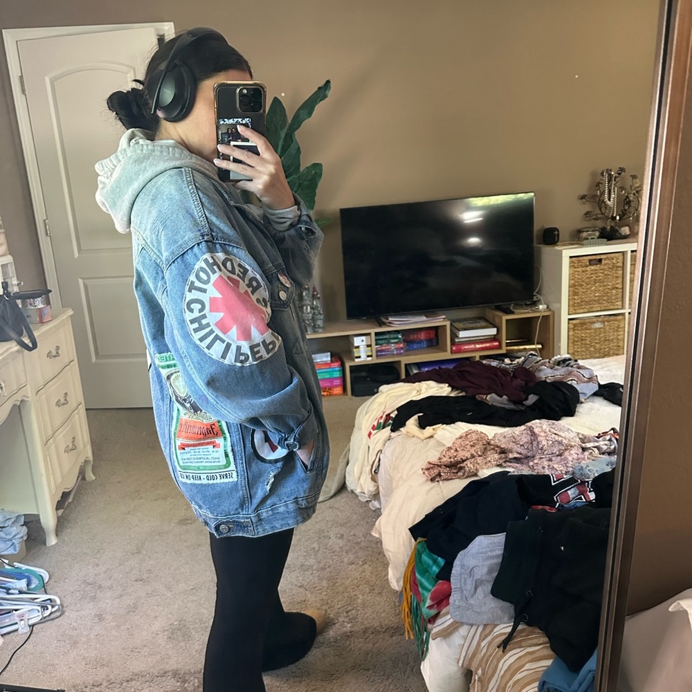 Jean jacket - Picture 11 of 13